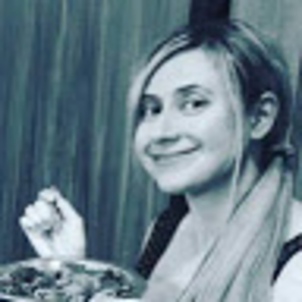 Meet your Posher, Caitlin
